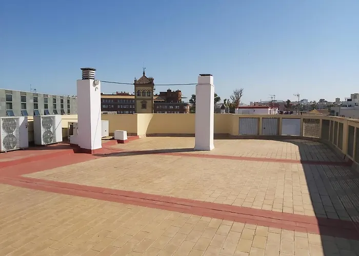 Misterhost San Bernardo Jardines De Murillo * Sevilla