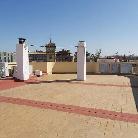 Misterhost San Bernardo Jardines De Murillo * セビリア